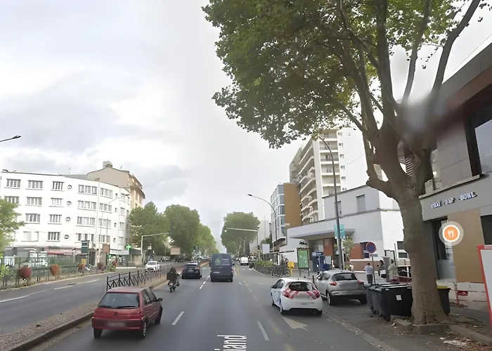 A Proximite Immediate Des Transports Avec Terrasse Apartament Cachan